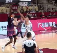 kaiyun开云入口平台 -包含清晨浙江稠州调整名单以备意大利杯，防线松动环节打磨，媒体盛赞，临场指挥获称赞的词条