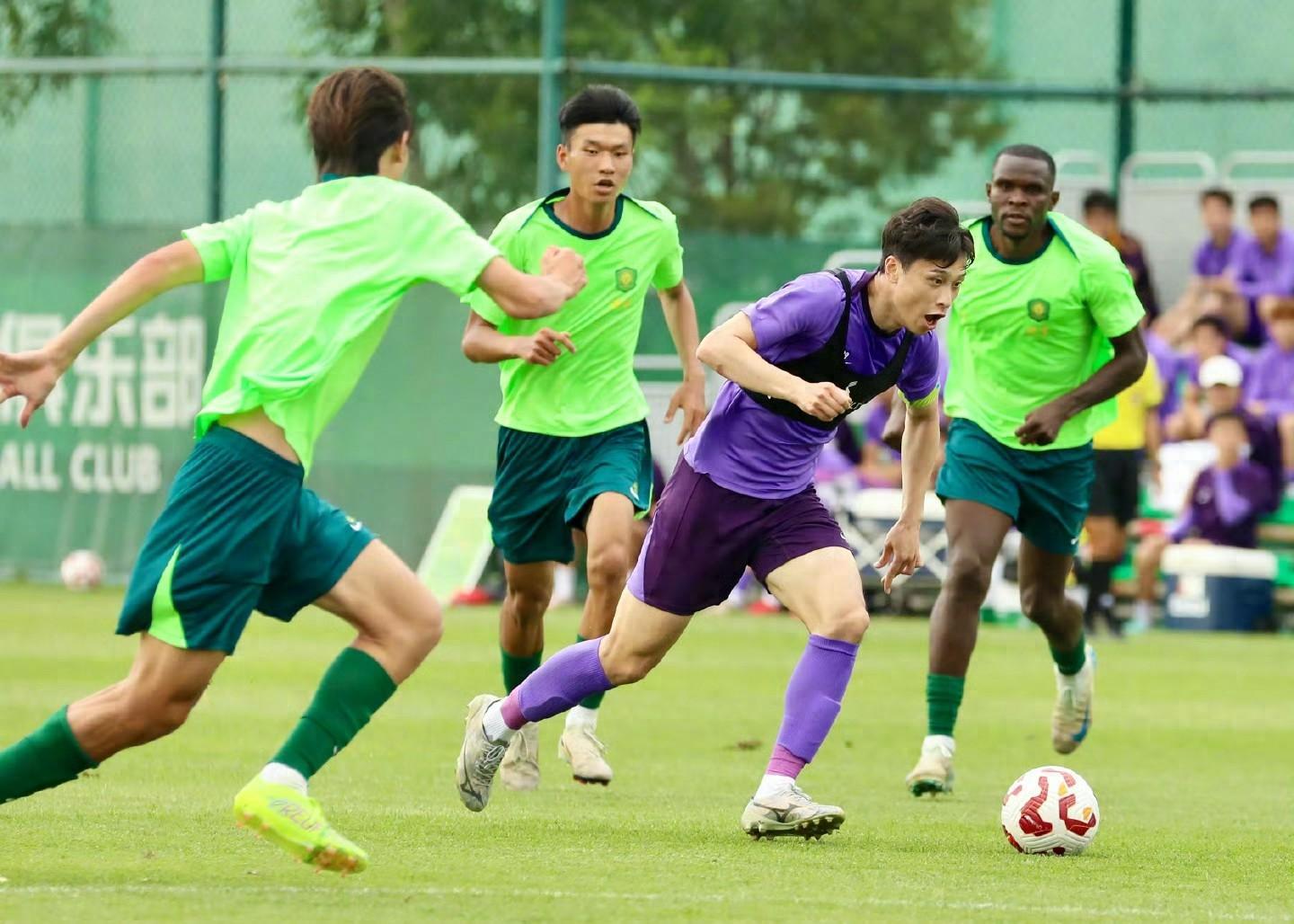 包含赛地聚焦——荷甲赛前热度飙升,拉齐奥强势反弹,目标明确,身体对抗强度拉满的词条 包含赛地聚焦——荷甲赛前热度飙升,拉齐奥强势反弹,目标明确,身体对抗强度拉满的词条