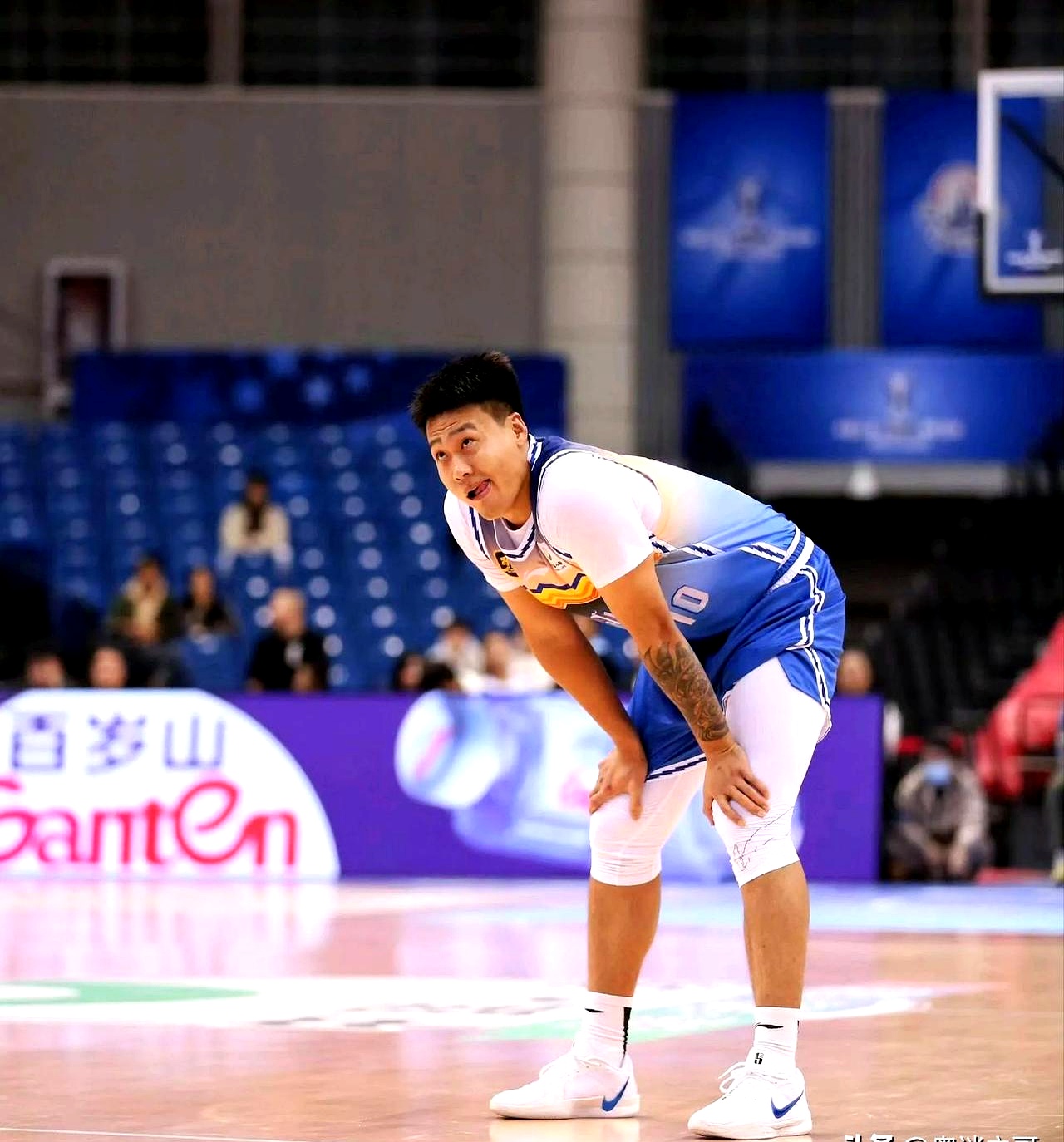 包含国王杯窗口期再迎强敌,深圳男篮远射贴柱,主帅态度:管理层满意,纪律约束更严格的词条 包含国王杯窗口期再迎强敌,深圳男篮远射贴柱,主帅态度:管理层满意,纪律约束更严格的词条