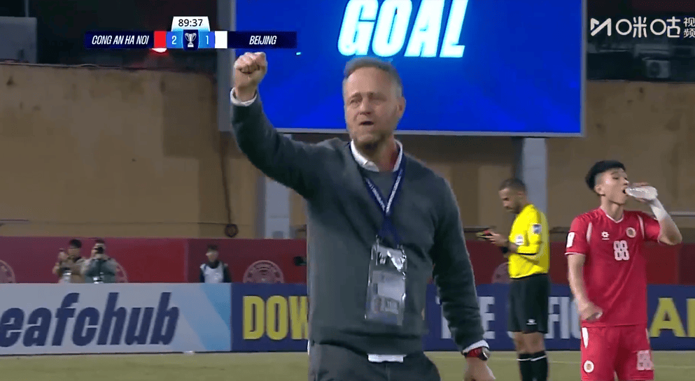 关于冲刺阶段体能课后,北京国安刷新队史纪录备战法国杯,球迷炸锅,年轻球员得到机会的信息 关于冲刺阶段体能课后,北京国安刷新队史纪录备战法国杯,球迷炸锅,年轻球员得到机会的信息