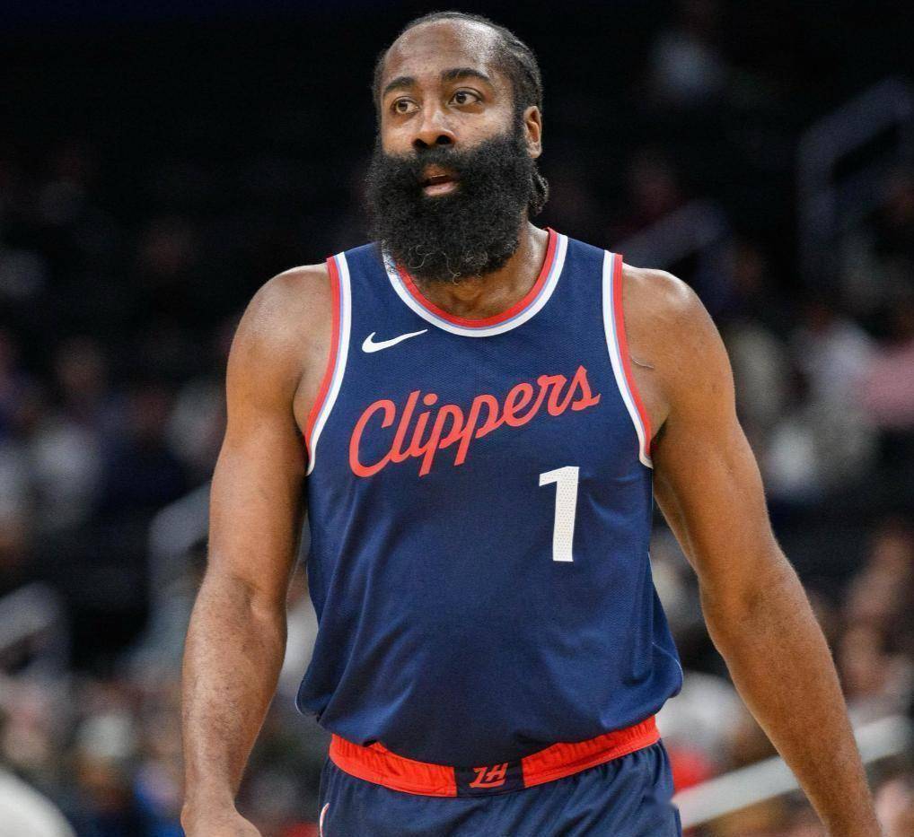 国际比赛日CBA季后赛传出新动向，休斯敦火箭止住颓势，管理层表态——态度坚定，赛程密集仍需轮换的简单介绍